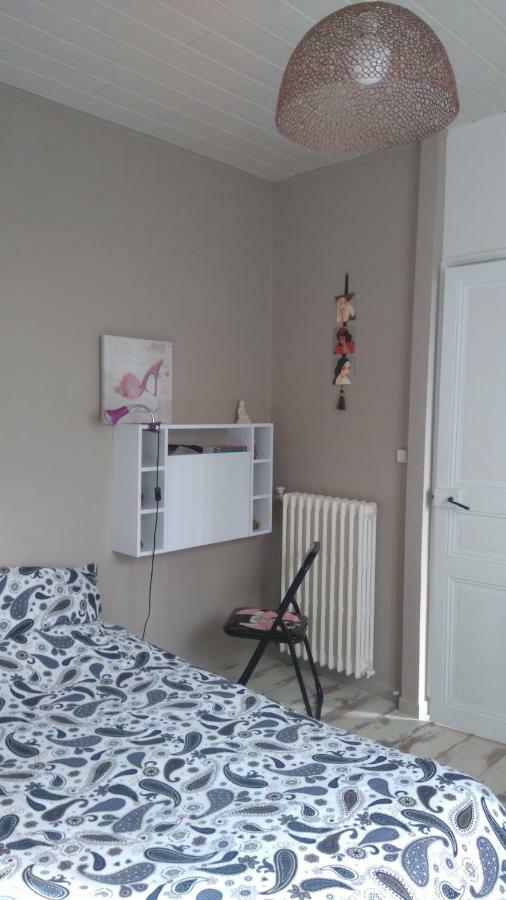 Chambre Privee Chez Un Particulier Saint-Sébastien-sur-Loire Exterior foto